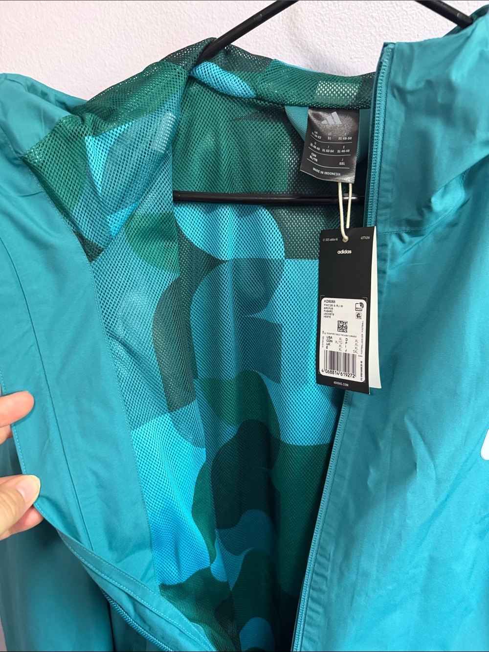 Original FIFA Workforce World Cup 2026 Adidas Aqua Jacket - Size XL- BRAND NEW - Picture 9 of 13